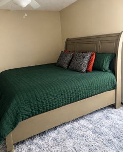 Sleigh Bed Frame King and Mattress