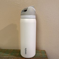 Owala 32oz FreeSip Water Bottle 