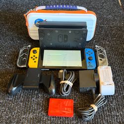 Nintendo Switch Fortnite Wildcat Edition Bundle