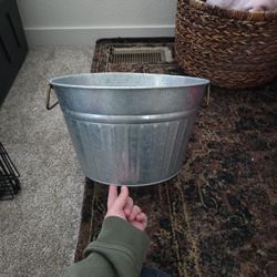 Medium Metal Bucket