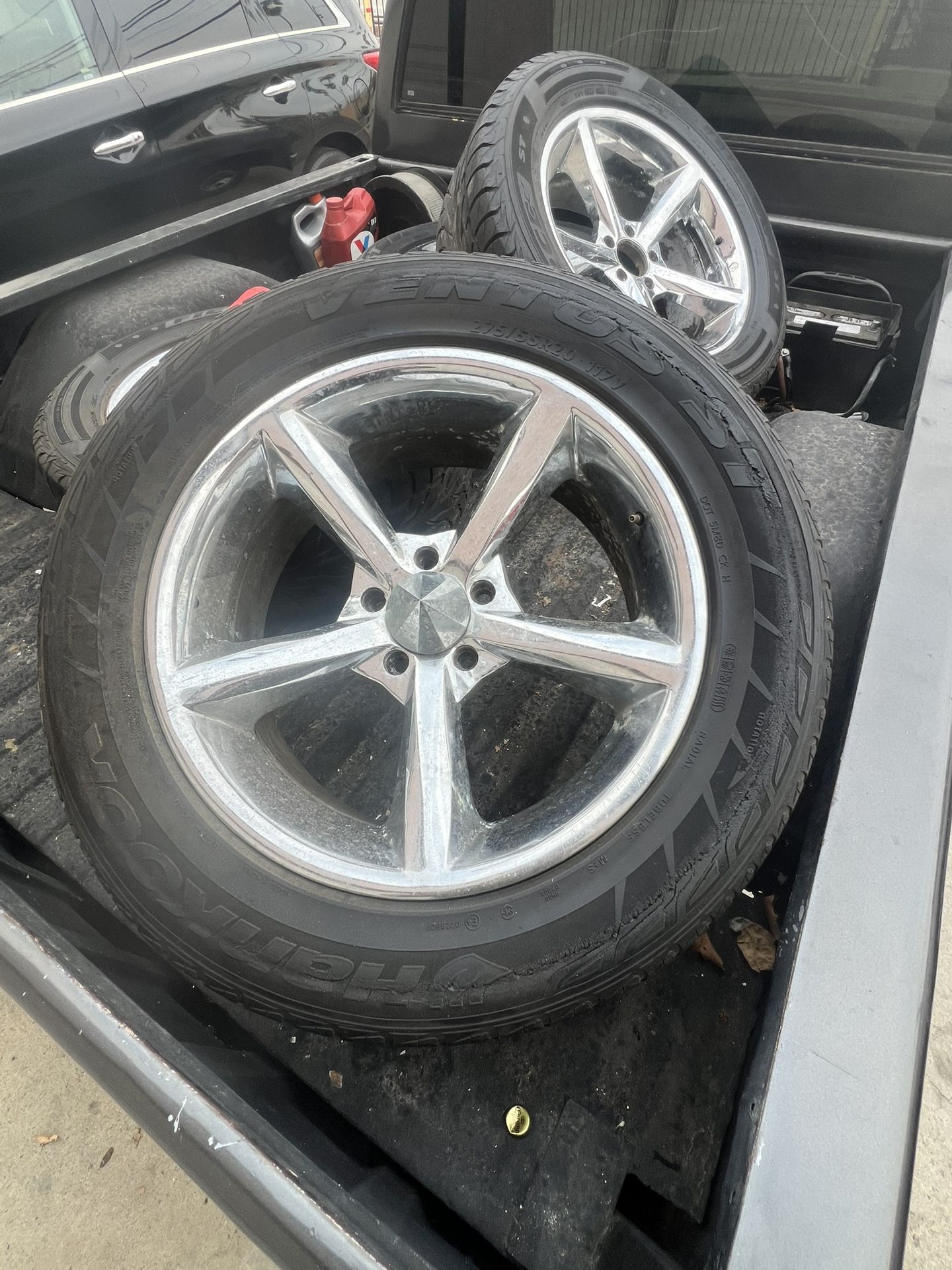 20” Rims Chevy 5x5 Bolt Pattern