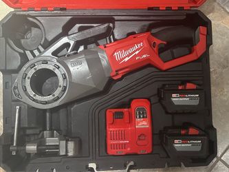 Milwaukee M18 700 Pipe Threader - Model 2874-22H