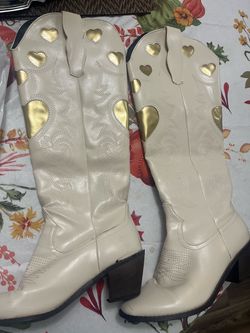 Cream Cowboy Boots with Gold Heart Cutouts