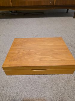 Cigar box