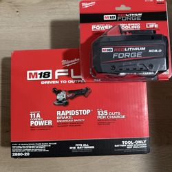 Milwaukee Grinder With Battery