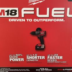 Milwaukee Fuel Hammer Drill W/ 5.0 Battery And Charger 