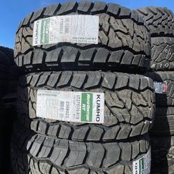 275/70R18Kumho RoadVenture R/T Tires 18” inch
Brand New