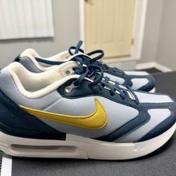  Nike Air Max Dawn 
