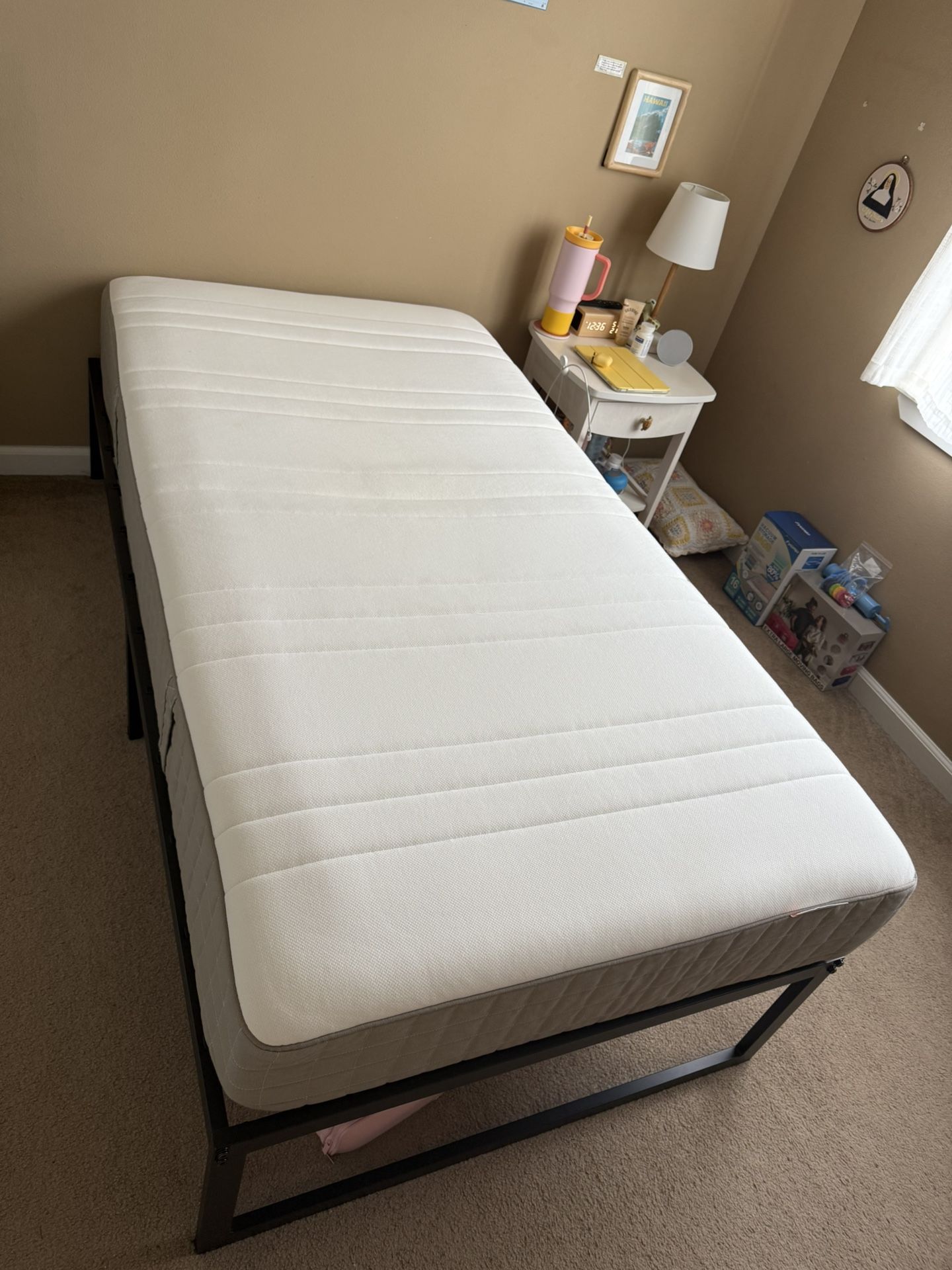 IKEA HAUGESUND Twin Bed Set