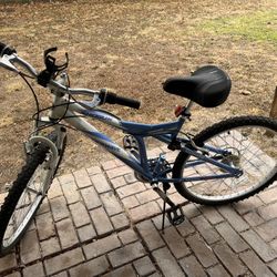 26" Women's Shogun Shockwave Shimano Mountain Bike