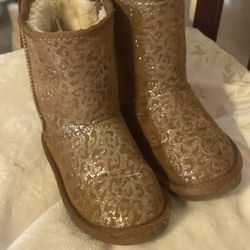 Toddler Girl UGG Boots Size 10