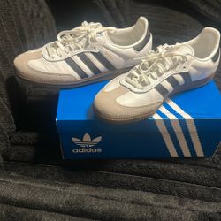 Samba Shoes Used Good Conditions 