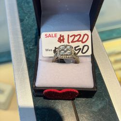 White Gold Diamond Ring 