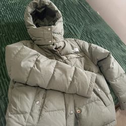 Woman’s North face Jacket