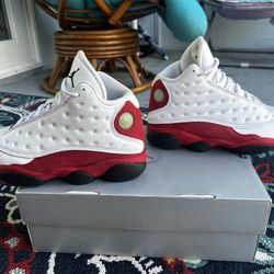 Jordan 13 Retro Cherry (7.5 Men’s)