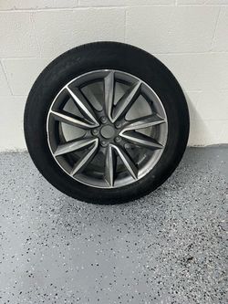Acura RDX Rim and Tire