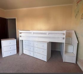 Twin size bed and dressers