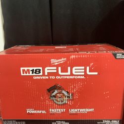 Milwaukee M18 FUEL 7-1/4" Circular Saw (Tool Only) - Model 2834-20