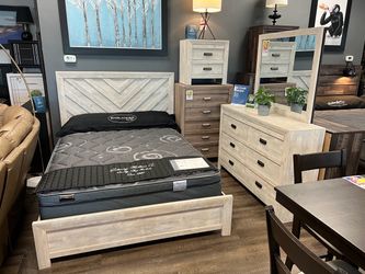 4-piece Queen bedroom set on sale