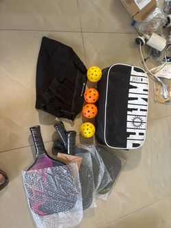 Pickleball set 4 rackets