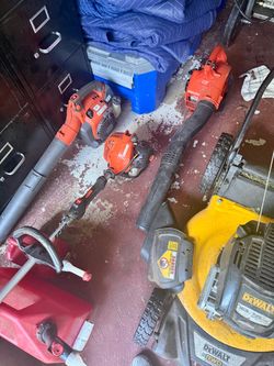 Huqsvarna gas leaf blower