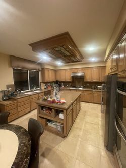 Used Full Real Wood Kitchen Cabinets For Sale