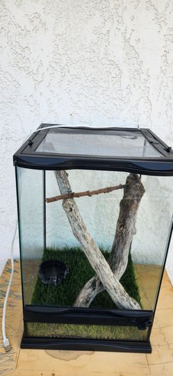 Reptile tank