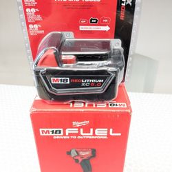 M18 Milwaukee SURGE Hydraulic Impact Drill + XC 5.0 Battery Pack 