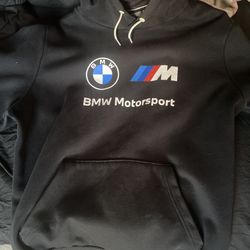 Nike Sweater Sz L Fits Like M,Puma Sweat suit Sz l,Nike Tech Sweats Sz l ND BBC Shirt Size L