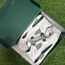 Size 9M - Jordan 4 ‘Oxidized Green’