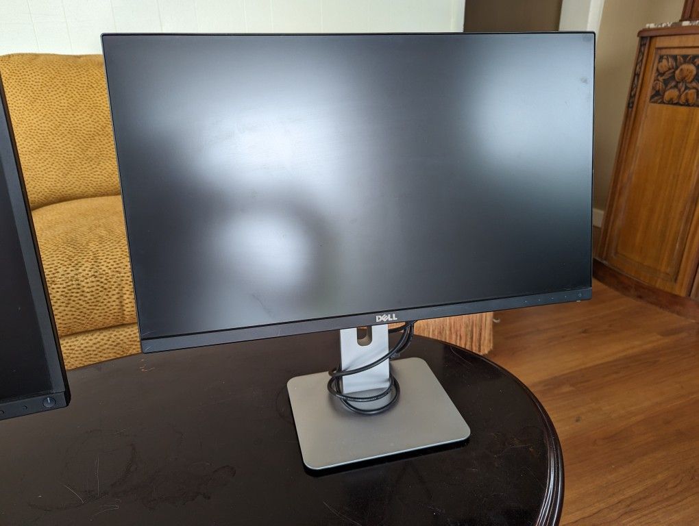 Dell UltraSharp 24" Monitor U2414Hb