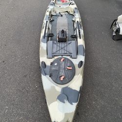 13.5 Feel Free Fishing Kayak