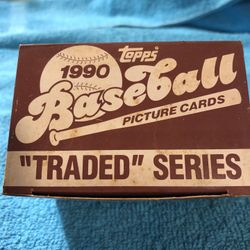 Baseball Cards:  1990 Topps Traded Set