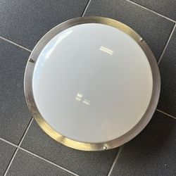 Hampton Bay Flush Mount Ceiling Light Fixture 841304.