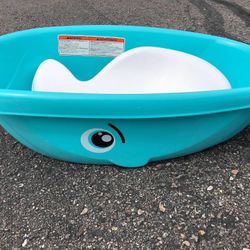 Whale Tub