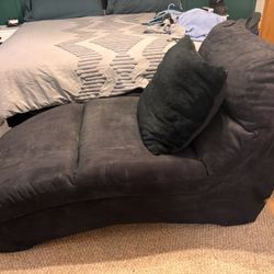 Black Chaise