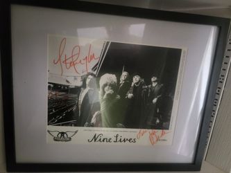 Areo Smith Steven Tyler Sighned 