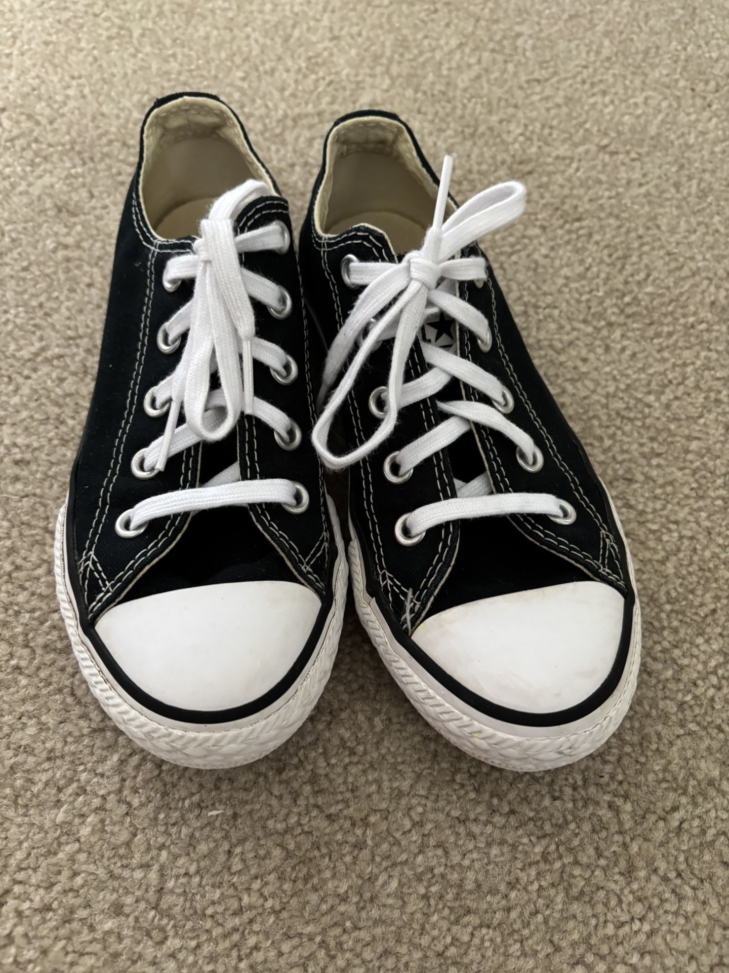 Kids Unisex Size 12.5 Converse Sneakers