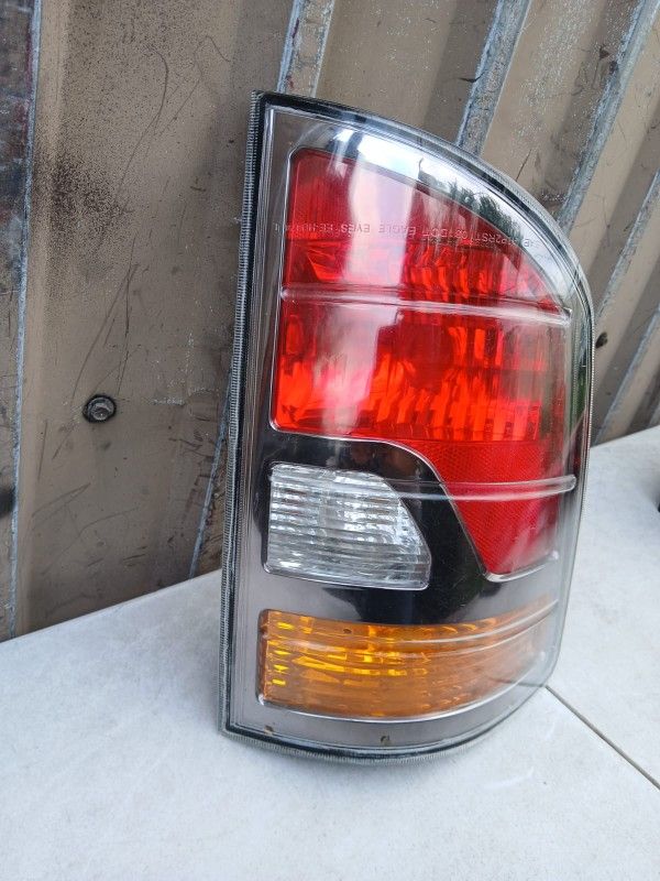 2006-2008 Honda Ridgeline Rear Taillight Driver Left Side OEM