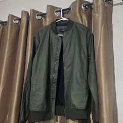 Brand New Beautiful Jacket Green 💚 Size Large 