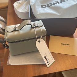 New In Box Crossbody Bag (gray)
