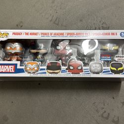 Funko Pop marvel beyond amazing exclusive set