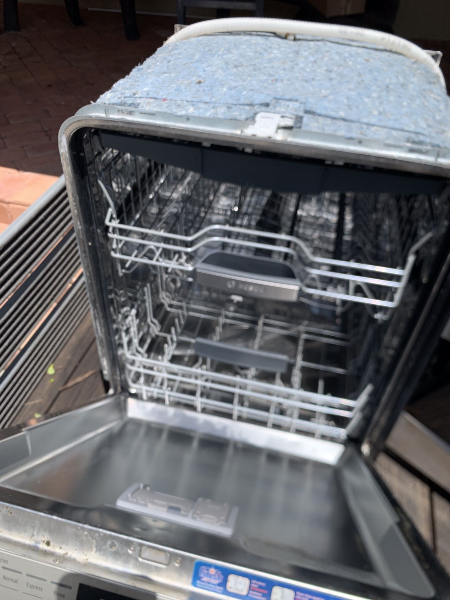 Dishwasher Bosch SHX68T5 for Sale in Orlando, FL OfferUp