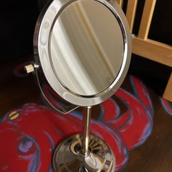 🪞 Sleek Chrome Tabletop Vanity Mirror – Adjustable Tilt!
