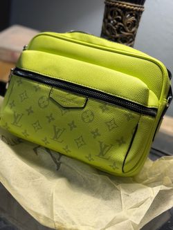 Crossbody bags