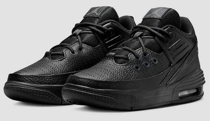 Jordan Max Aura 5 GS “Black Athracite” - Size 5.5y