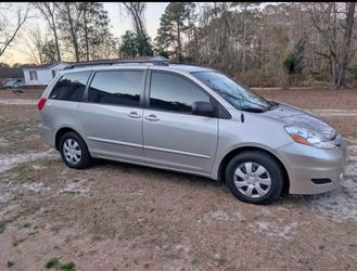 2008 Toyota Sienna