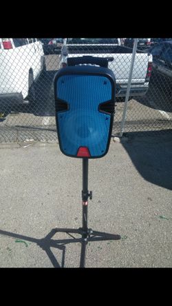 8" Bluetooth speaker DJ karaoke style comes with microphone and stand
