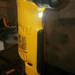 Dewalt Right Angle Drill 