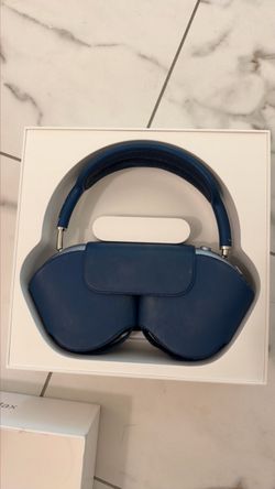 Apple AirPods Max Headphones – Sky Blue